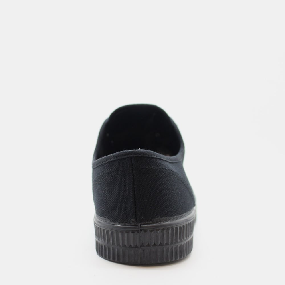 Star Master (21) - All Black
