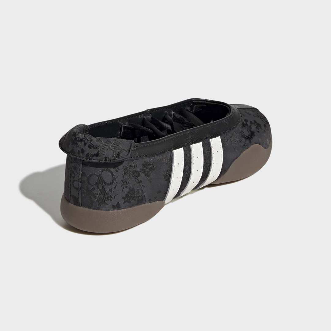 Adidas X Liberty London Taekwondo Mei - Core Black / Off White / Gum