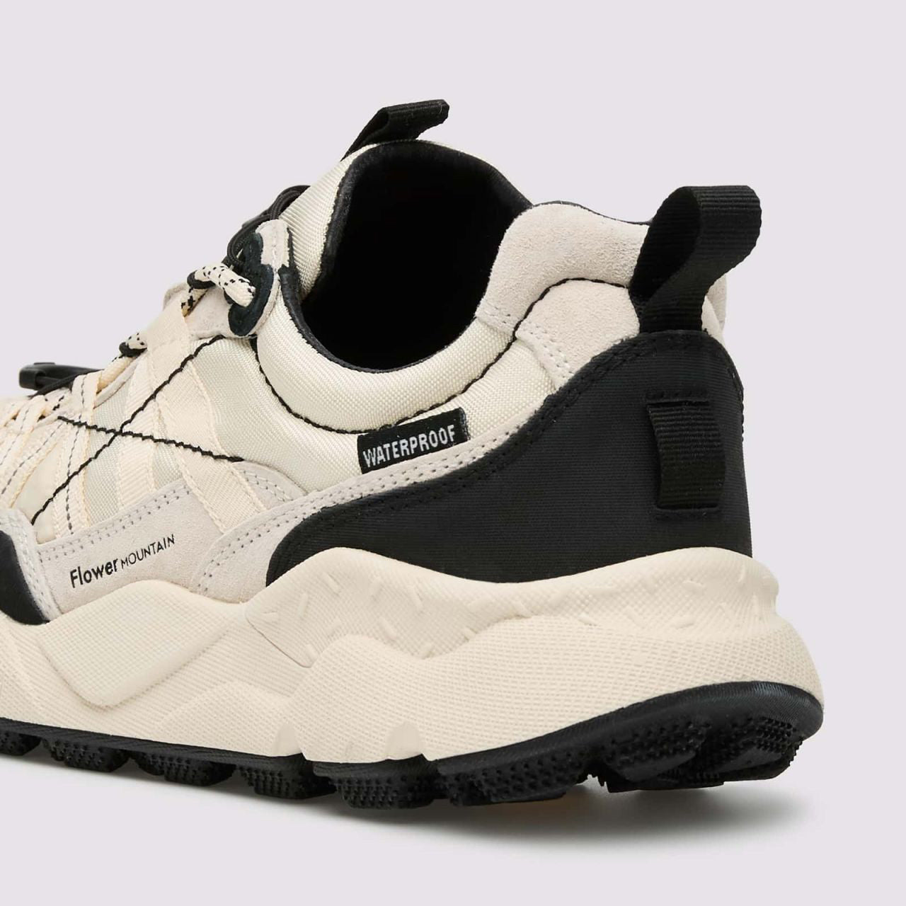 Iwano 2 Uni, Suede / Nylon / Fabric - White / Black