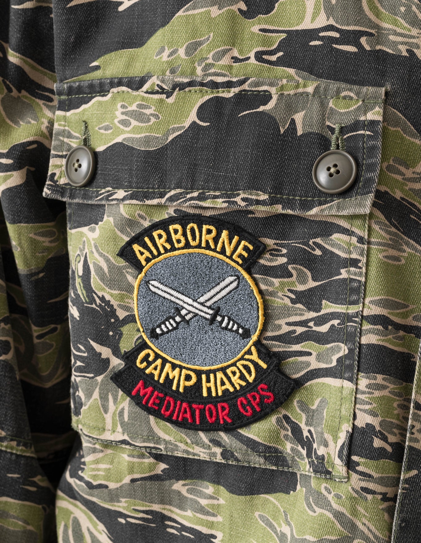 7247 Green Berets Advisors Shirt - John Wayne