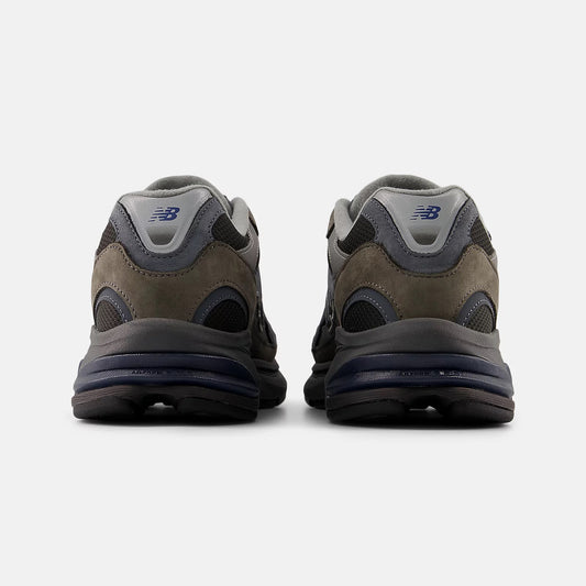 2010 - Tornado / Faded Black / Dark Silver Metallic - U20107Z3